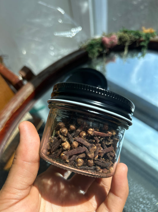 Jar of Cloves- 4oz Jar
